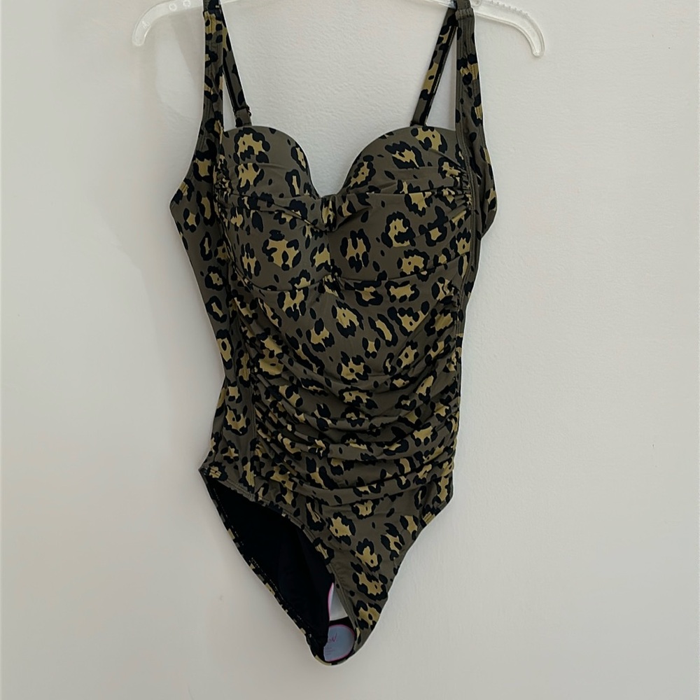 Betsey Johnson Khaki Leopard Print Swimsuit XL